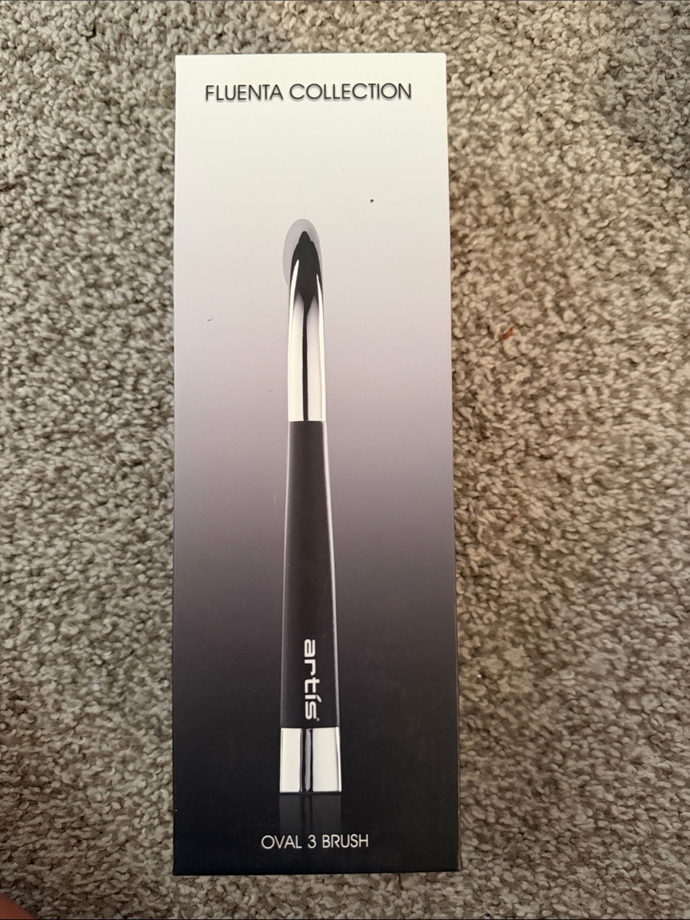 artis Oval 3 Makeup Brush in Black and Silver